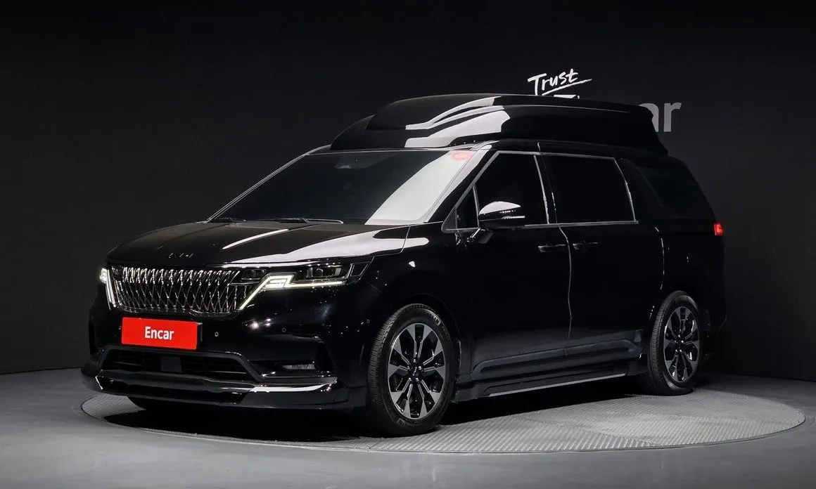 Kia Carnival Gasoline 9-Seater Hi-Limousine (Special Vehicle) 1