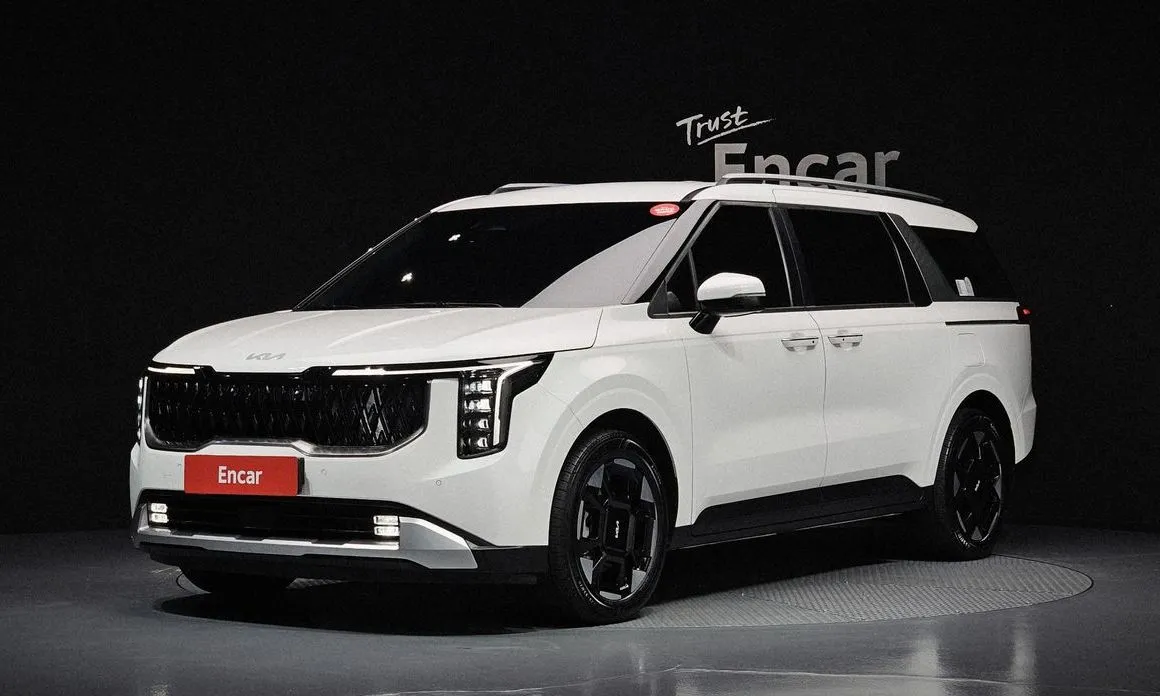 Kia Carnival HEV 9-Seater Prestige