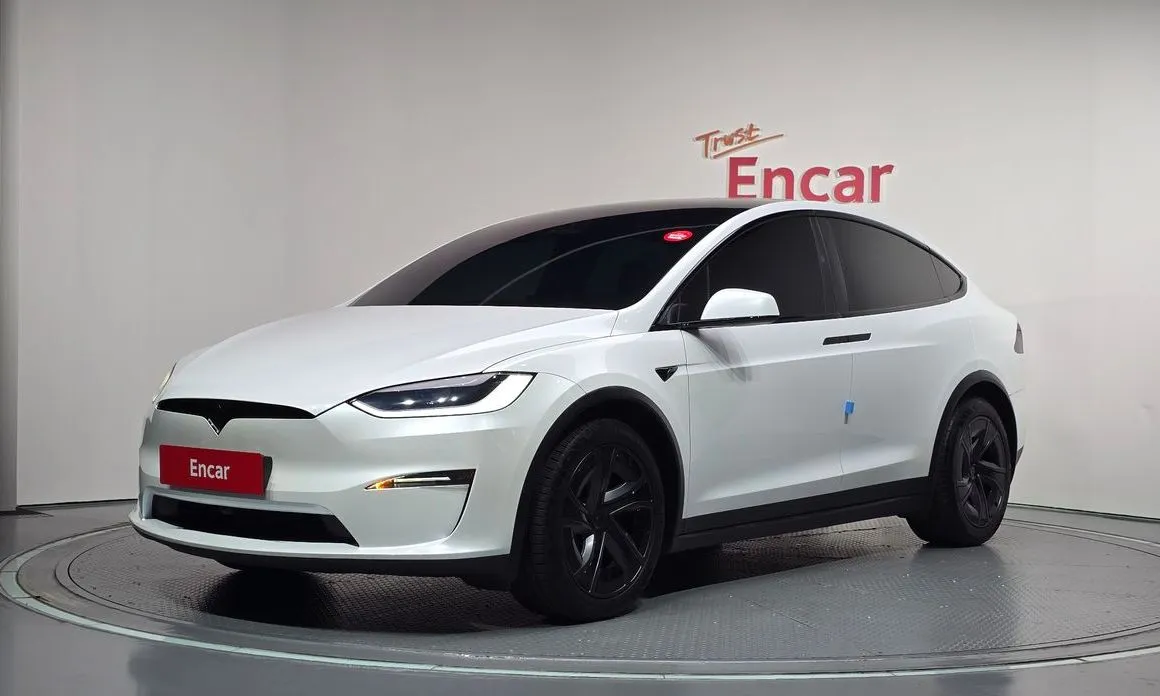 Tesla Model X AWD 1