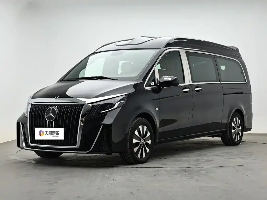 Mercedes-Benz Vito 2.0T Business 7-Seat 1