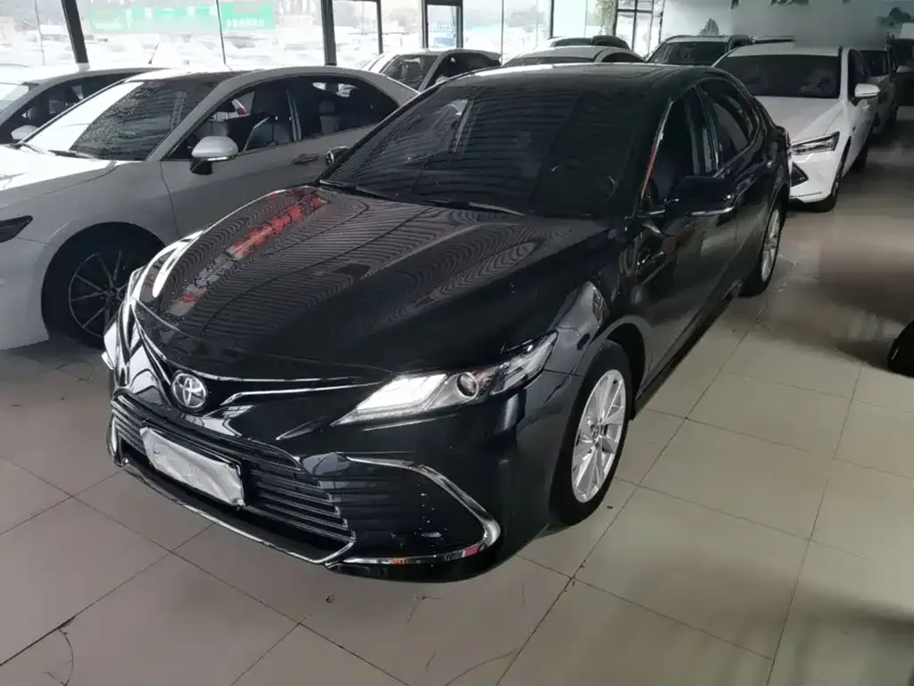 Toyota Camry 2.0G Luxury
