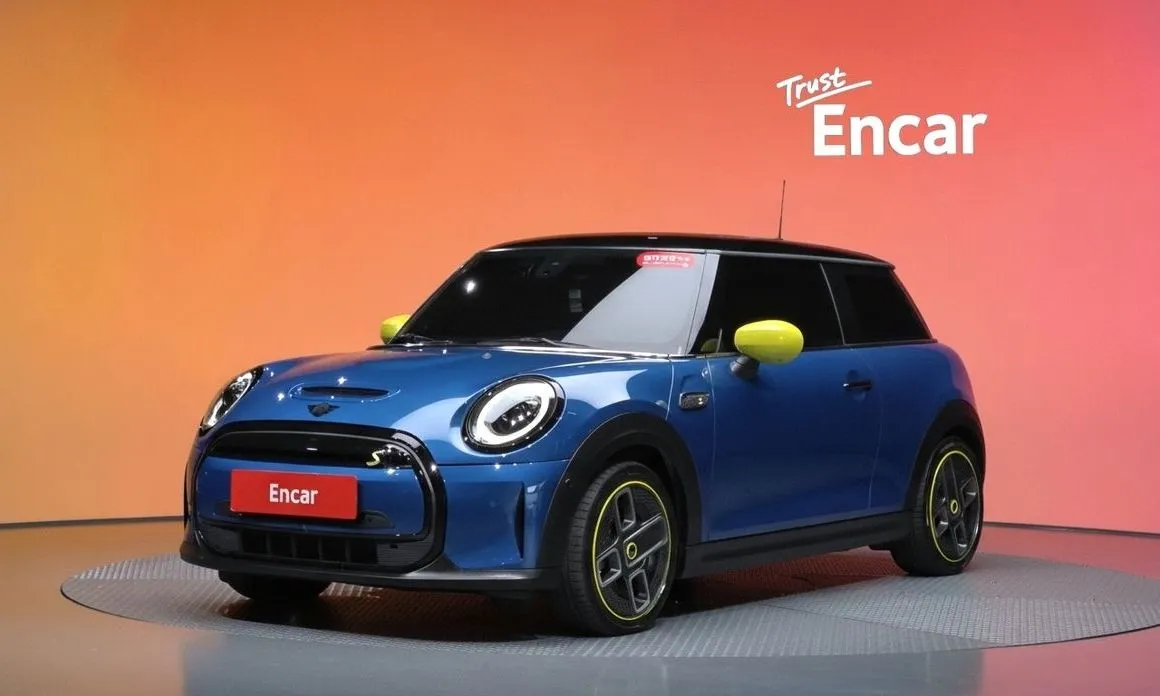 Mini Cooper SE Electric 1