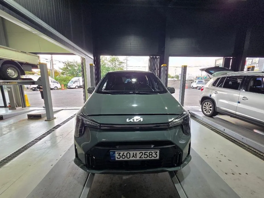 Kia Morning Signiture 1
