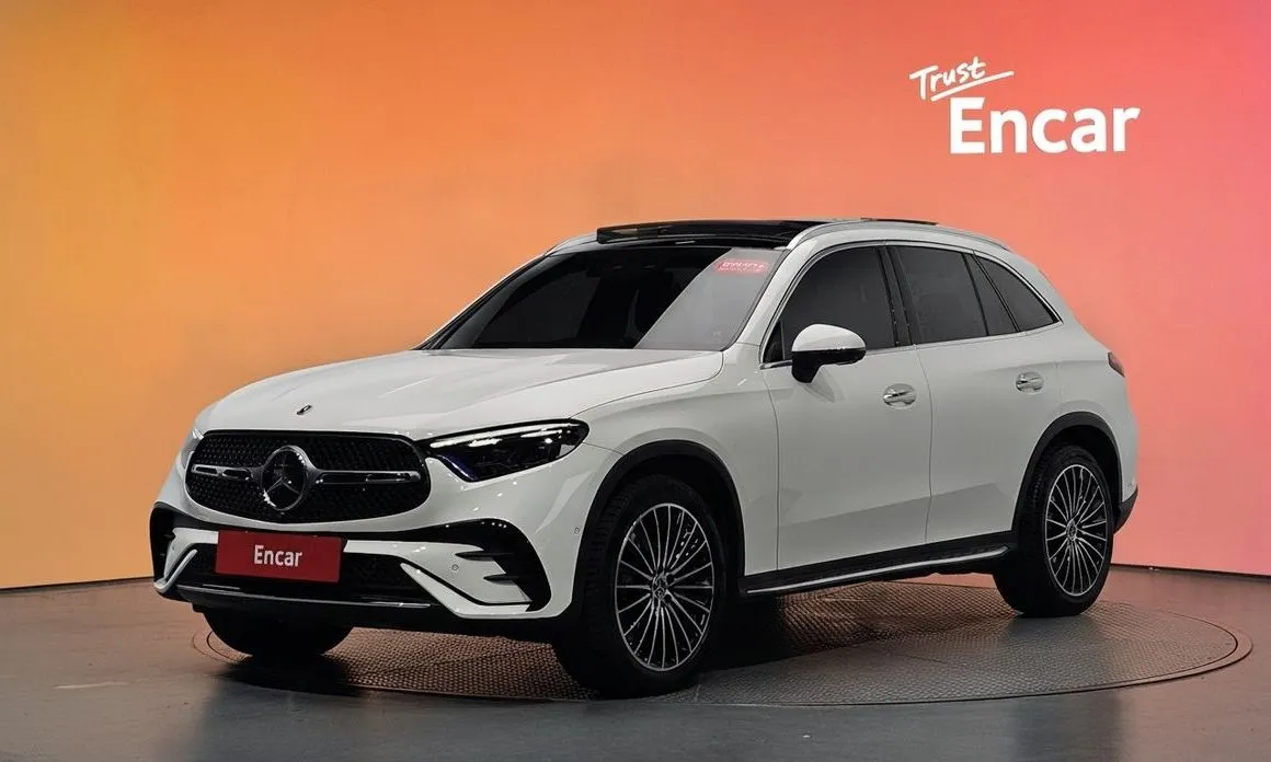 Mercedes-Benz GLC-Class GLC300 4MATIC AMG Line