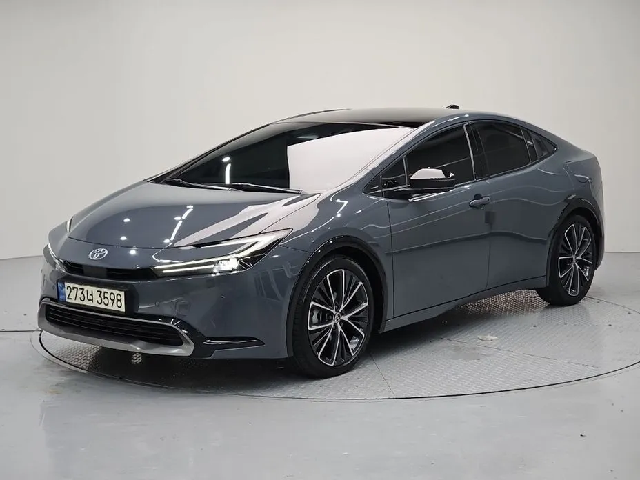 Toyota Prius 2.0 XLE 1