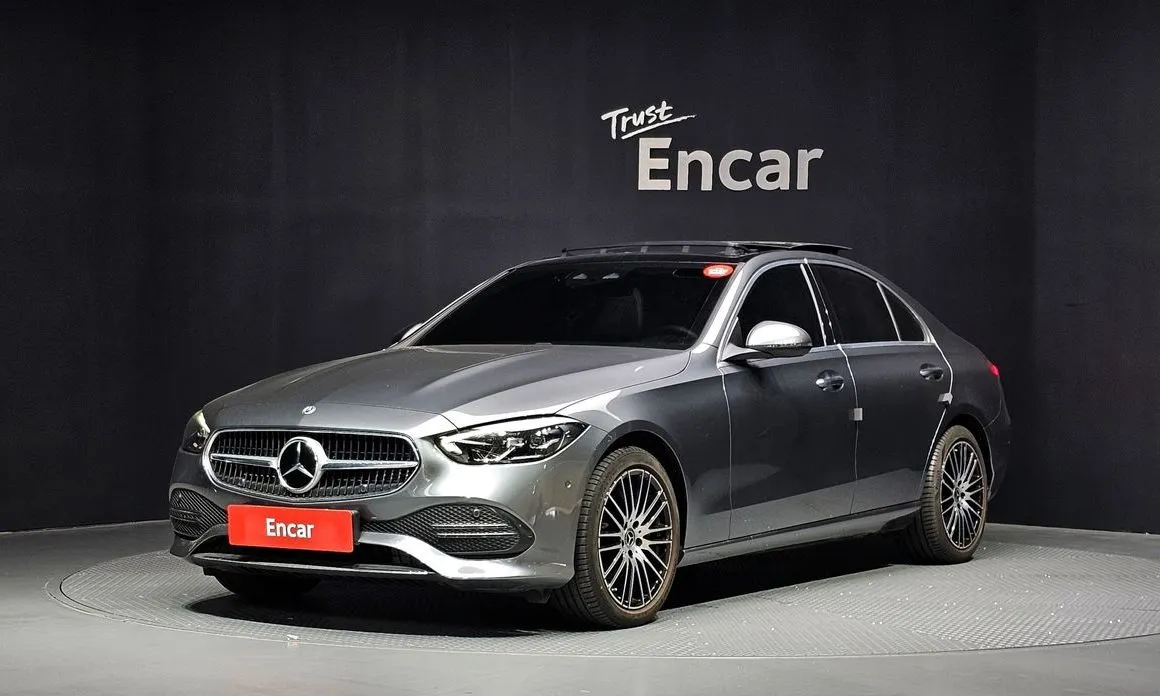 Mercedes-Benz C-Class C200 4MATIC Avantgarde 1