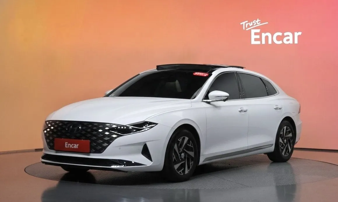 Hyundai Grandeur Le Blanc 1