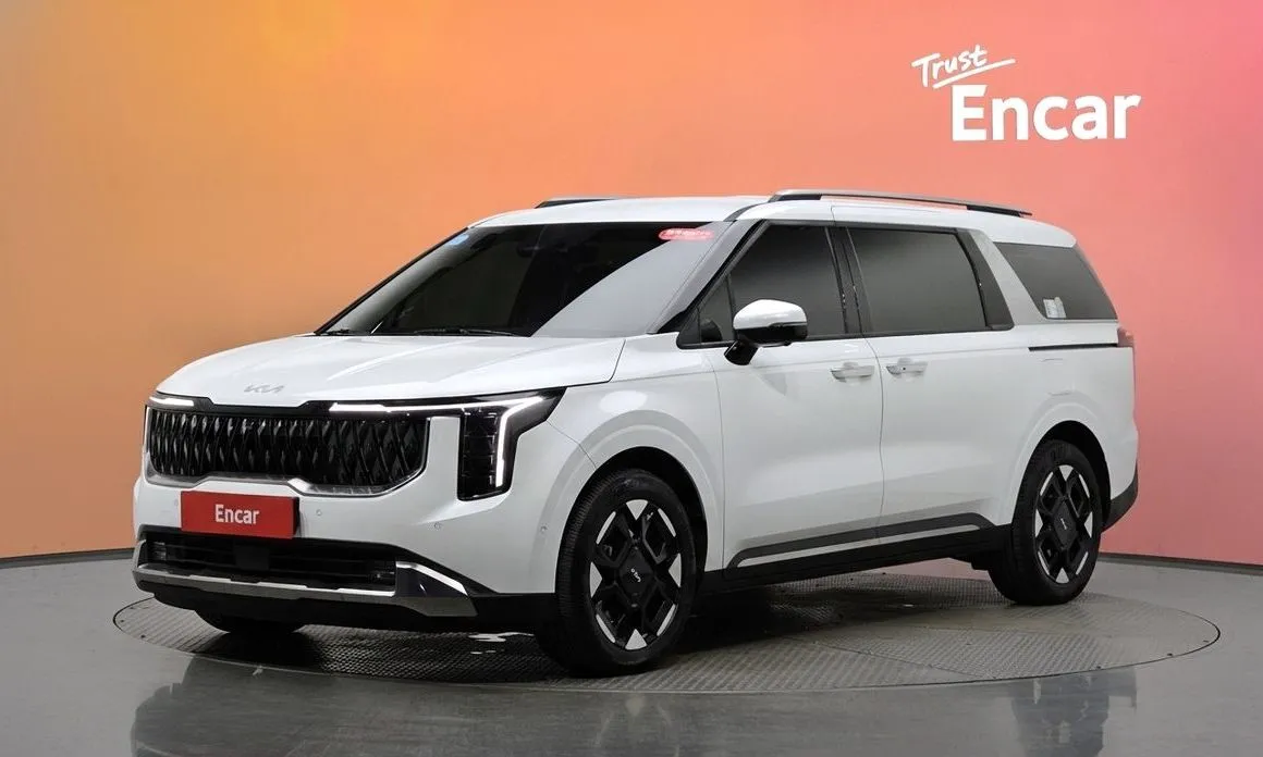 Kia Carnival HEV 9-Seater Signature