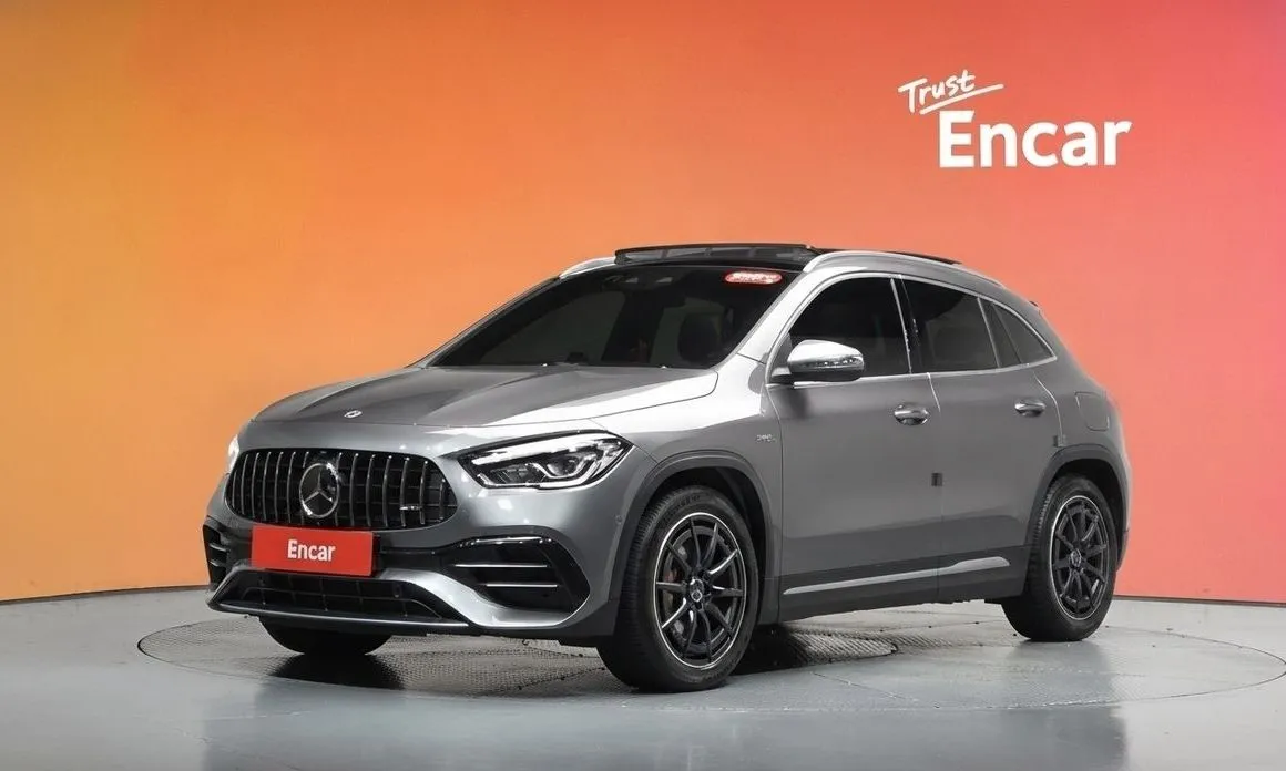 Mercedes-Benz GLA-Class GLA45 AMG 4MATIC+ 1