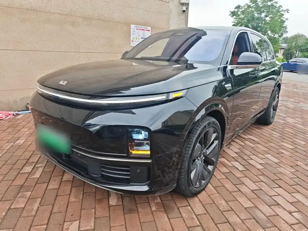 Li Auto L7 Pro 1