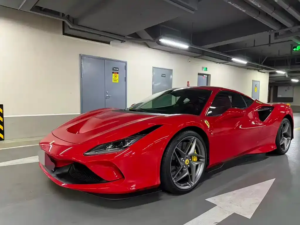 Ferrari F8 Tributo 3.9T V8 1