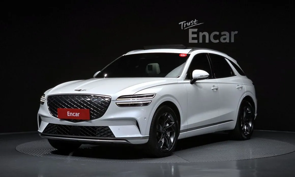 Genesis GV70 e-AWD 1