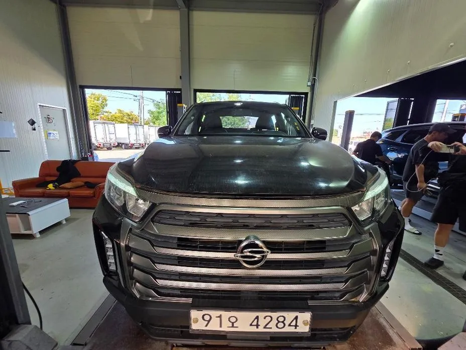 KG Mobility (Ssangyong) Rexton Diesel 2.2 2WD 1