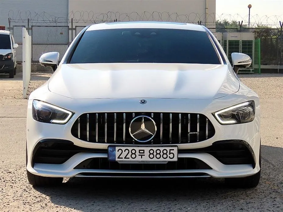 Mercedes-Benz AMG GT 4Door 43 4MATIC+ 1