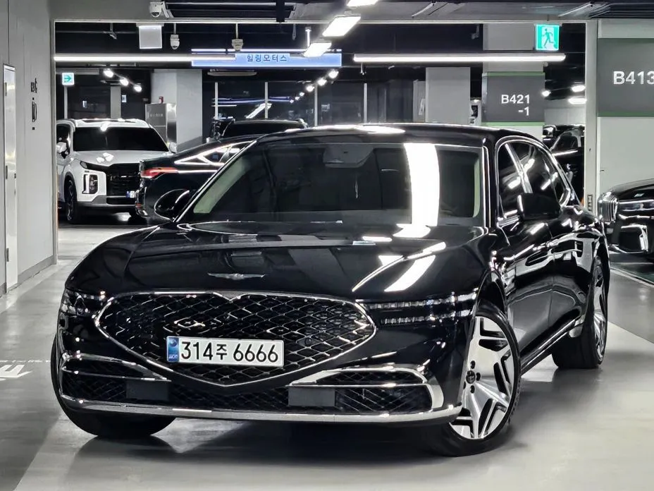 Genesis G90 Gasoline 3.5 Turbo e-S/C AWD LWB 1