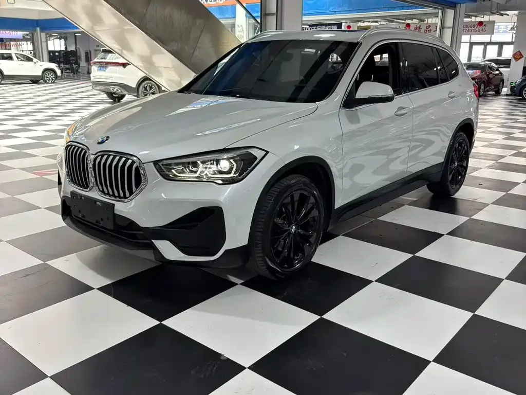 BMW X1 sDrive20Li 1