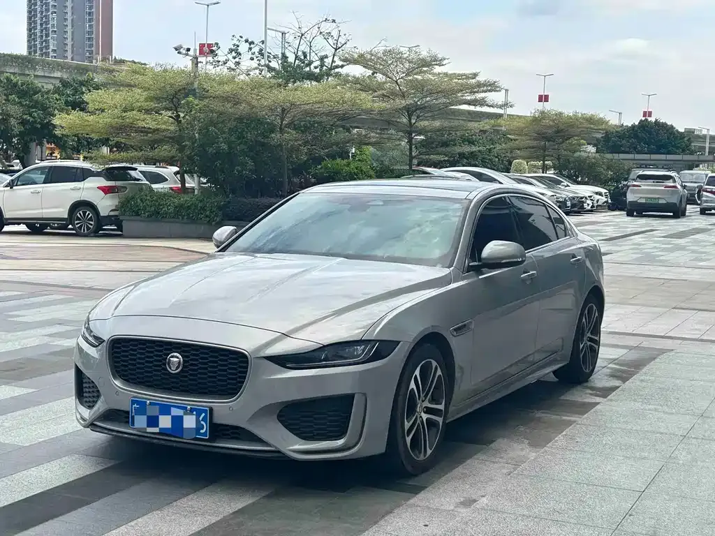 Jaguar XEL 2.0T 250PS R-DYNAMIC S Progressive Sport 1