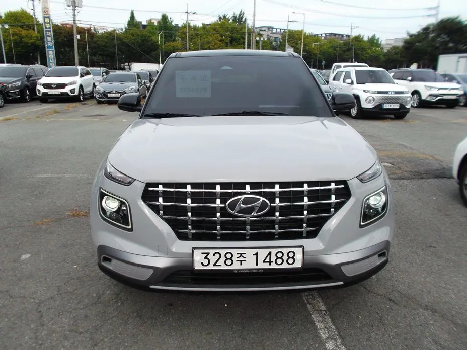 Hyundai Venue 1.6 Premium 1