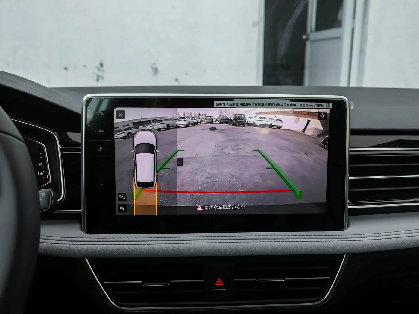 Volkswagen Tiguan L 2025 — фото 4