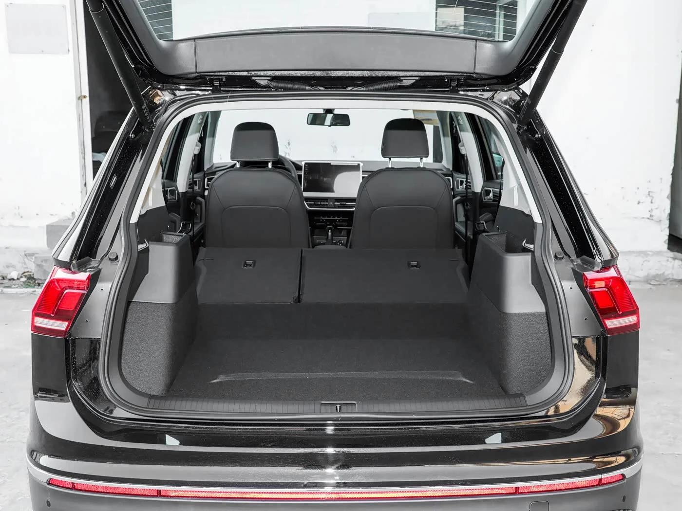 Volkswagen Tiguan L 2025 — фото 13