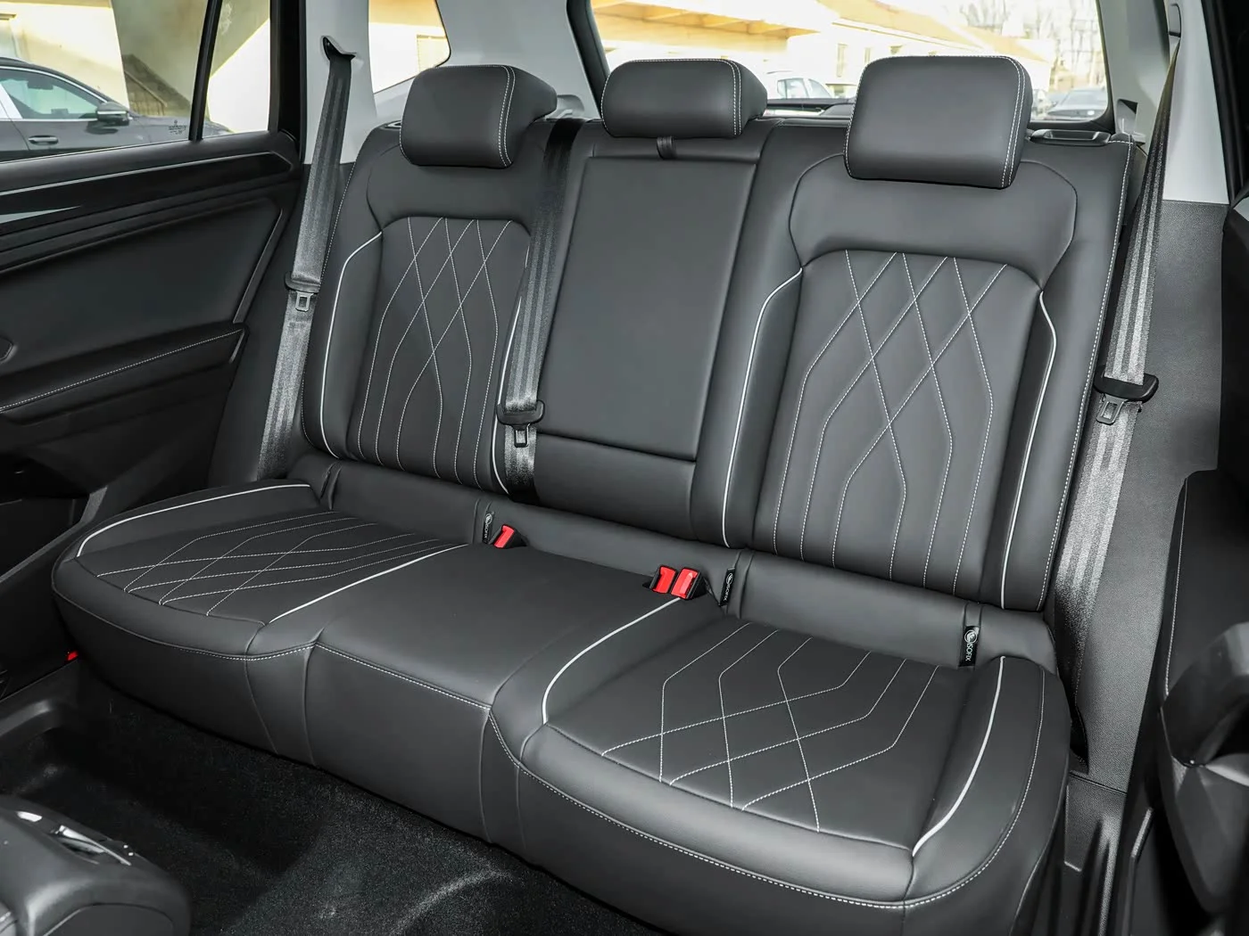 Volkswagen Tiguan L 2025 — фото 10