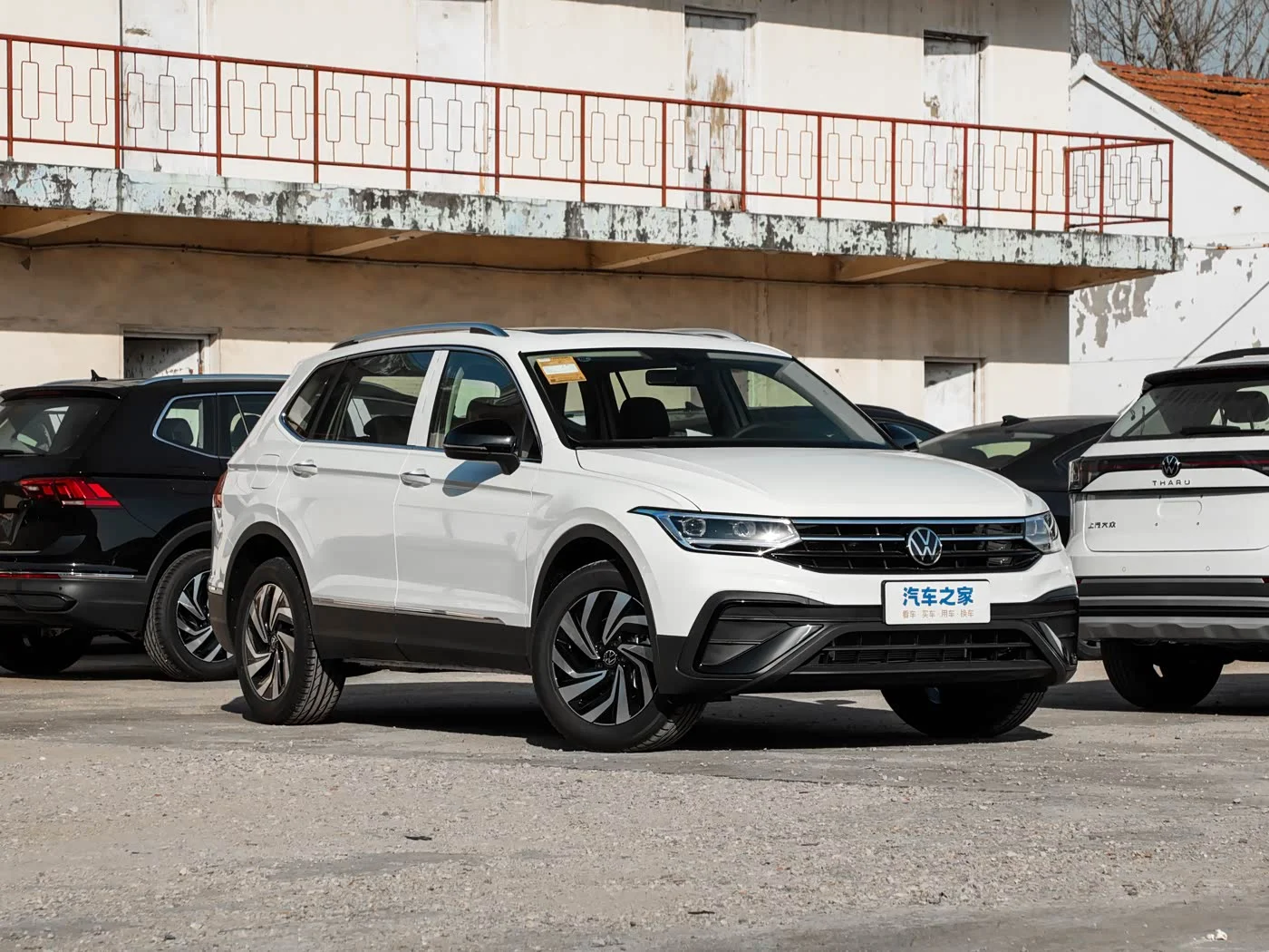 Volkswagen Tiguan L 2025 — фото 3