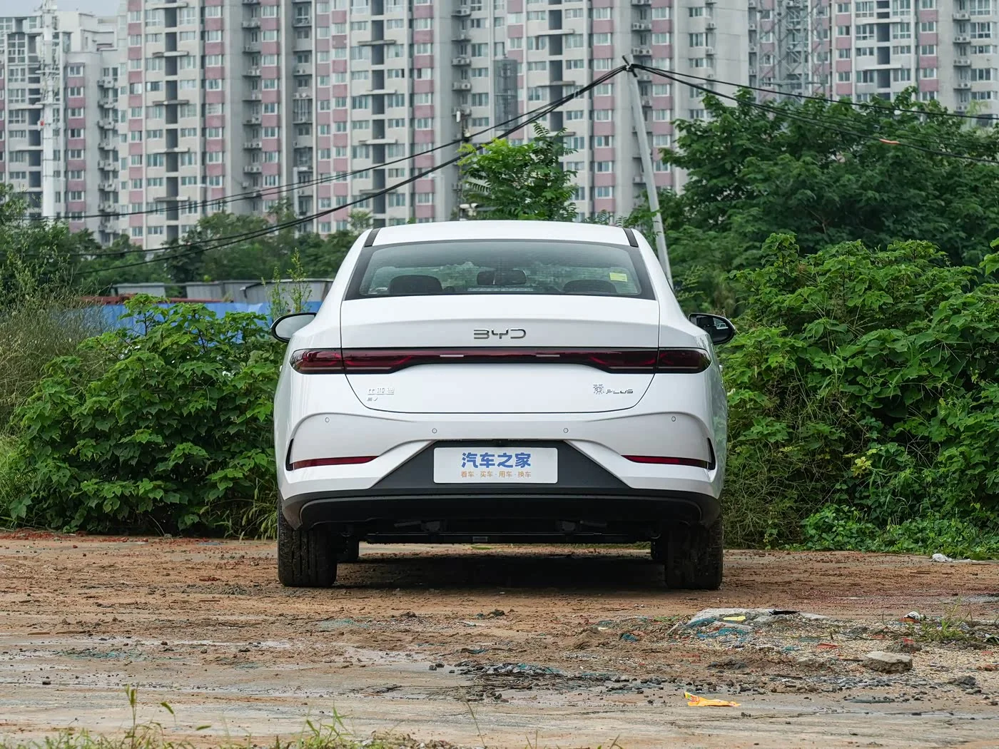 BYD Qin PLUS EV 2026 — фото 6
