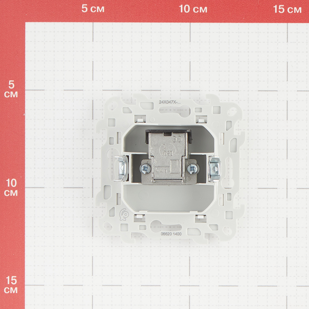 Розетка телевизионнная Simon 24 Harmonie встраиваемая белая (2450476-030)