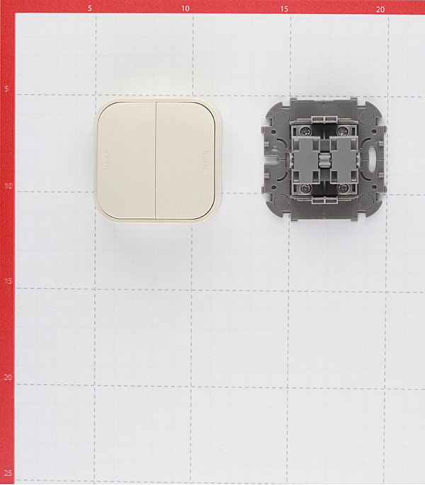 Legrand Quteo two-button surface-mount ivory switch (782232)
