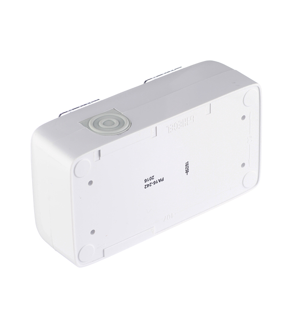 Розетка Hegel Alfa накладная белая со шторками с крышкой (РА16-242)