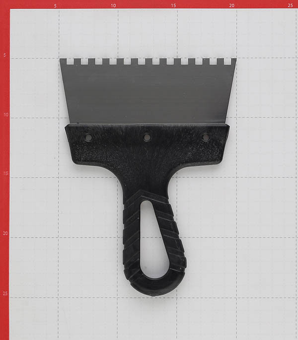 Шпатель зубчатый 150х6 мм с пластиковой ручкой (CS06-150/6299)