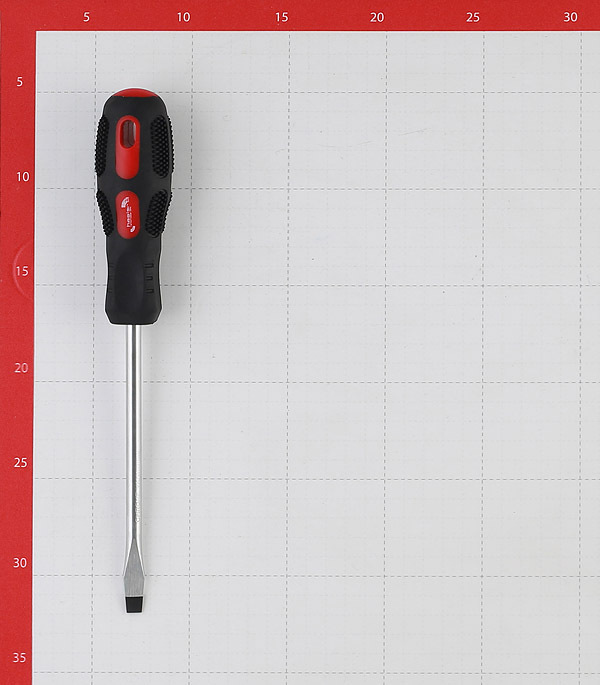 Отвертка плоская SL8 150 мм Hesler