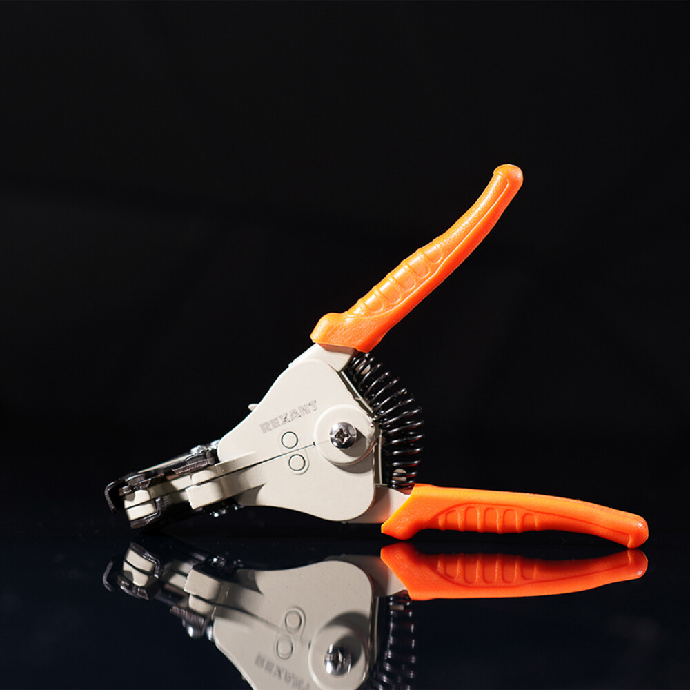 Инструмент электротехнический сечение 0,6-3,2 кв.мм Rexant для зачистки кабеля