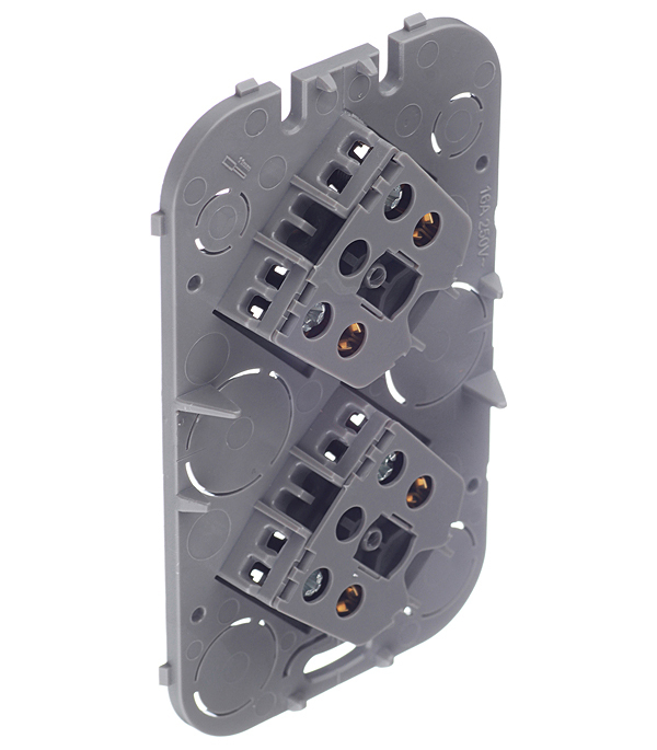 Розетка Legrand Quteo накладная белая (782231)