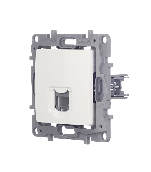 Розетка телефонная Legrand Etika встраиваемая белая RJ11 (672240)