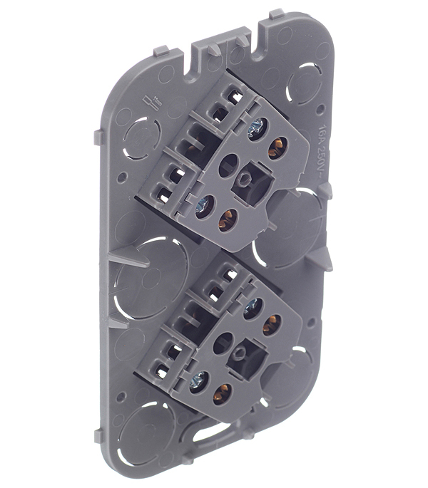 Розетка Legrand Quteo накладная дерево (782281)