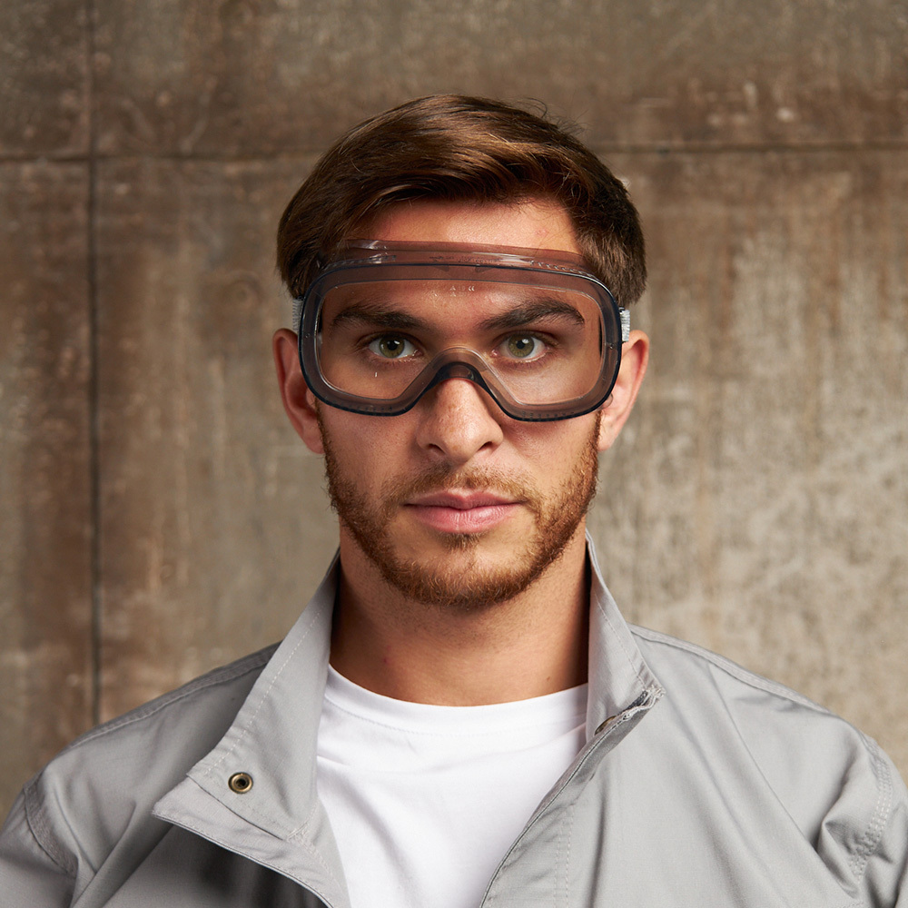 Очки защитные Delta Plus Muria закрытые с прозрачными линзами (MURIA1VD)