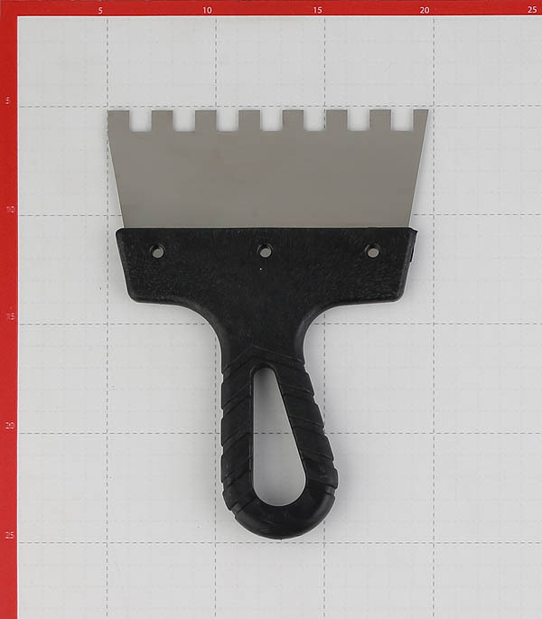 Шпатель зубчатый 150х10 мм с пластиковой ручкой (131149)