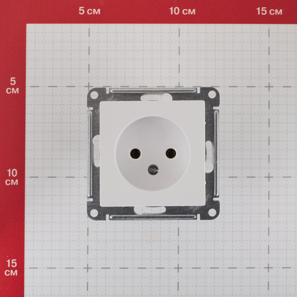 Розетка Systeme Electric AtlasDesign встраиваемая белая (ATN000141)