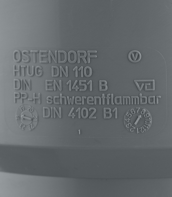 Переходник Ostendorf HTUG d110х124 мм пластиковый на чугун с сальником для внутренней канализации (115820)