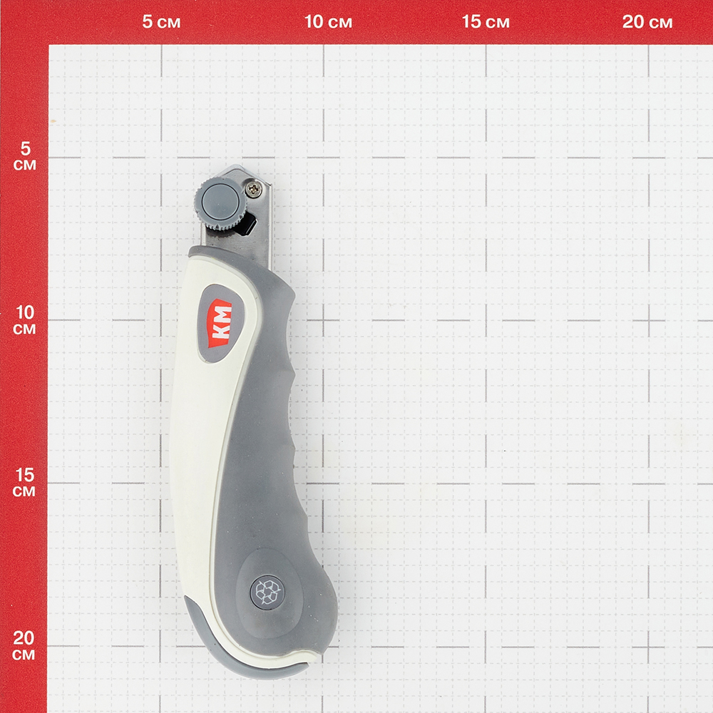 Нож строительный КМ 18 мм с ломающимся лезвием пластиковый корпус