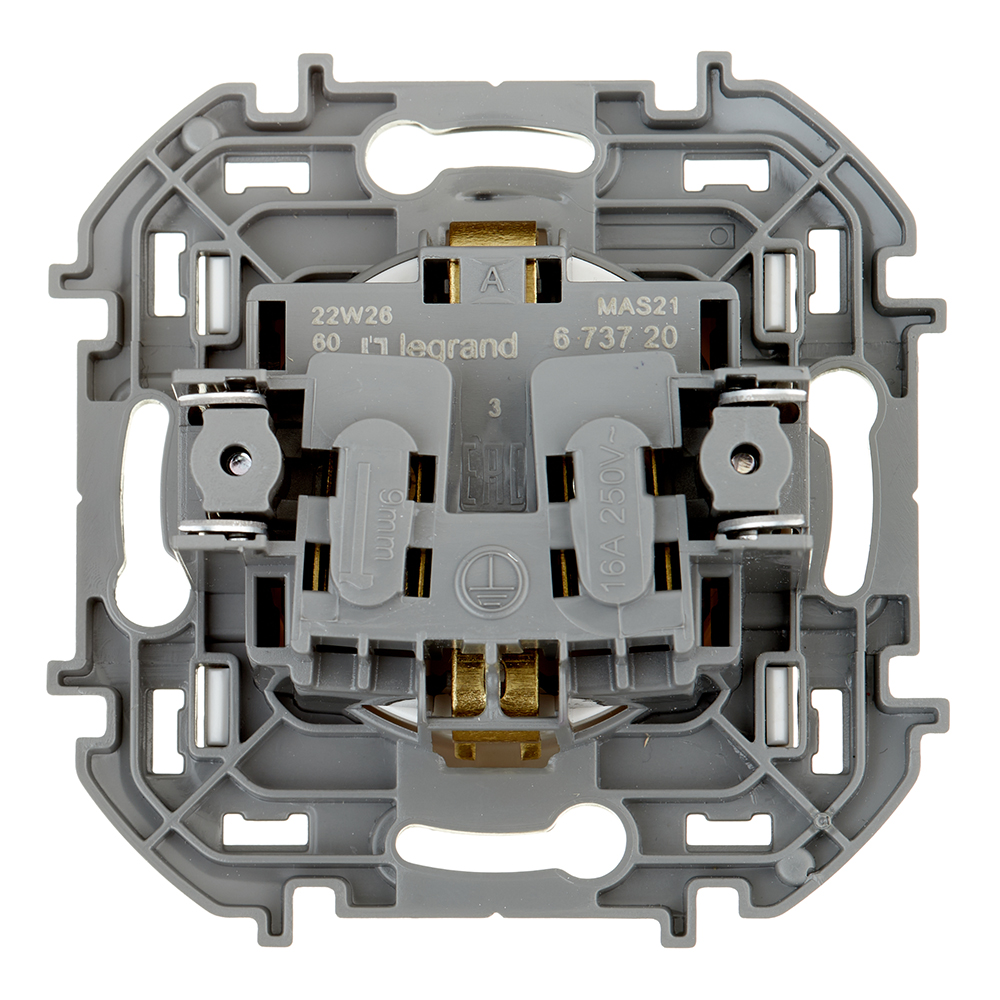 Розетка Legrand Inspiria встраиваемая белая (673720)