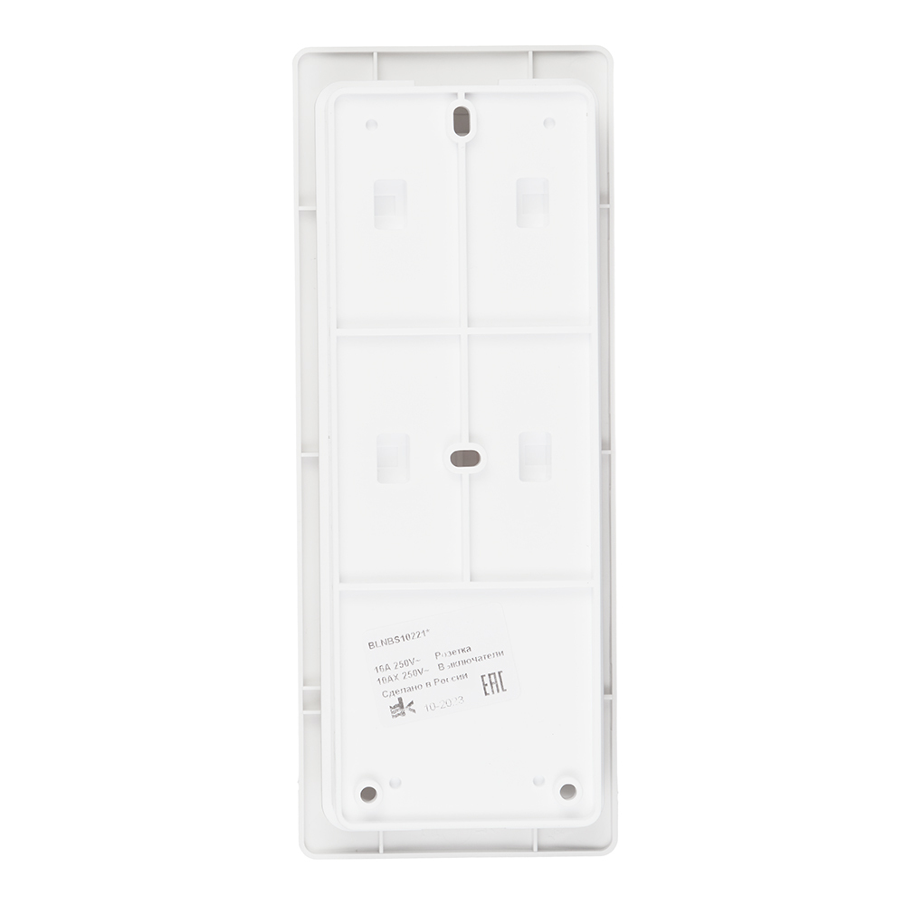 Блок выключатель и розетка Systeme Electric Blanca четырехклавишный встраиваемый белый с подсветкой (BLNBS102211)