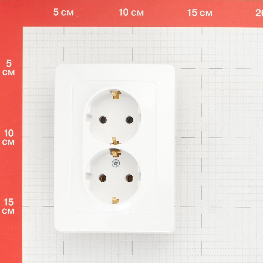 Розетка Systeme Electric Blanca встраиваемая белая (BLNRS001021)