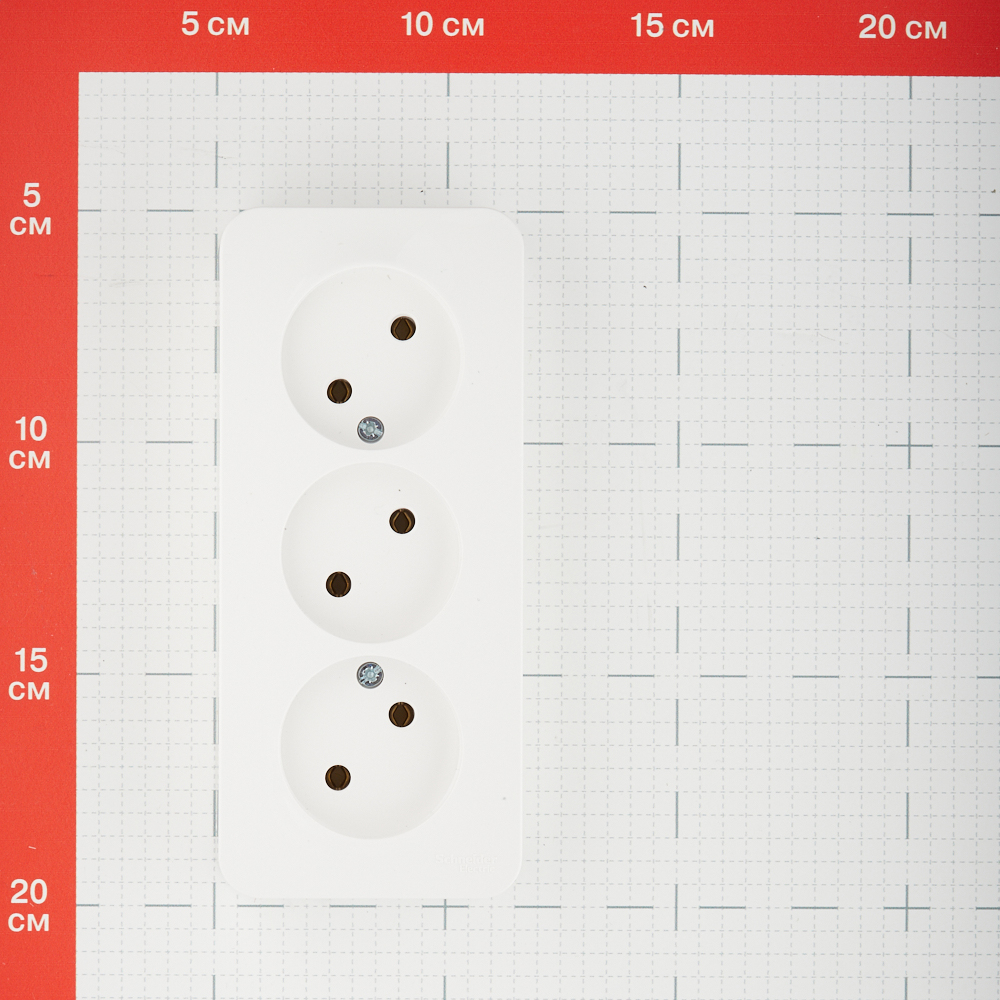 Розетка Systeme Electric Blanca накладная белая (BLNRA000311)