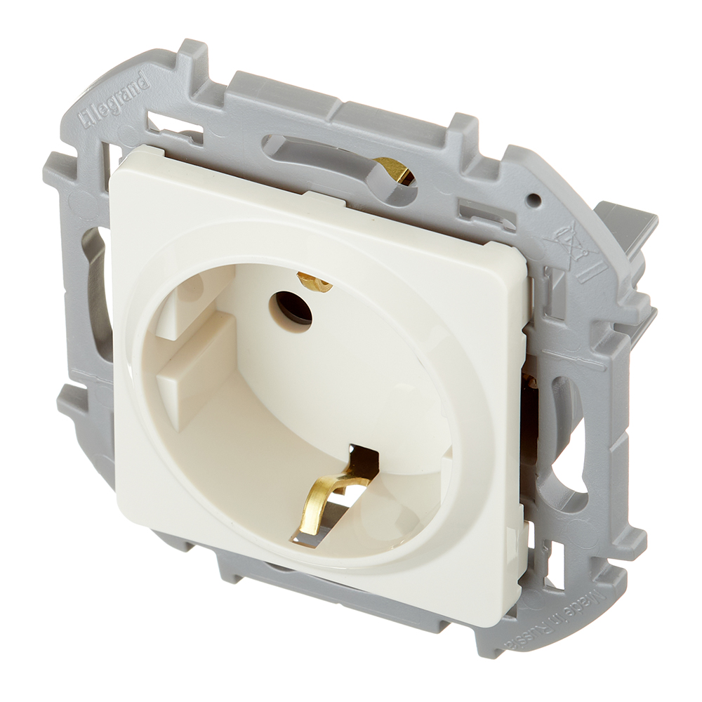 Розетка Legrand Inspiria встраиваемая слоновая кость со шторками (673731)