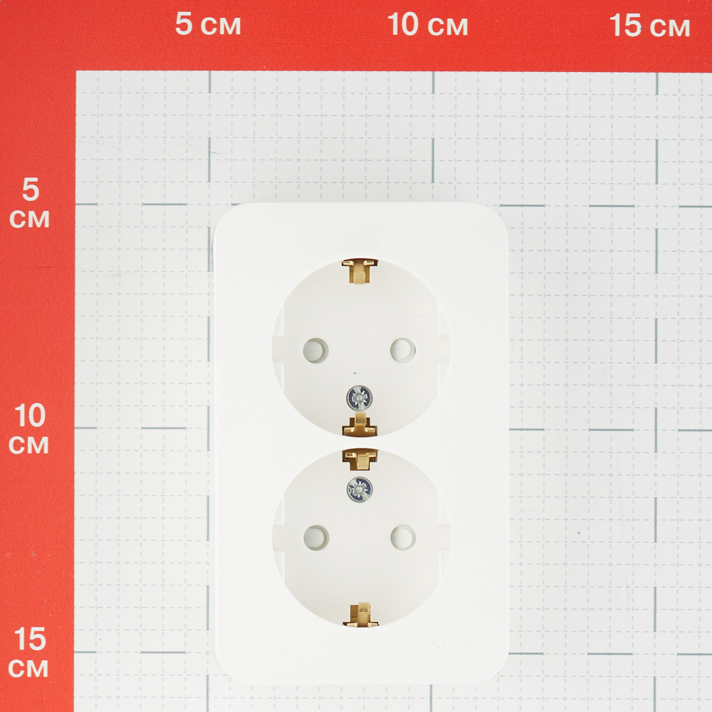 Розетка Systeme Electric Blanca накладная молочная со шторками (BLNRA011212)