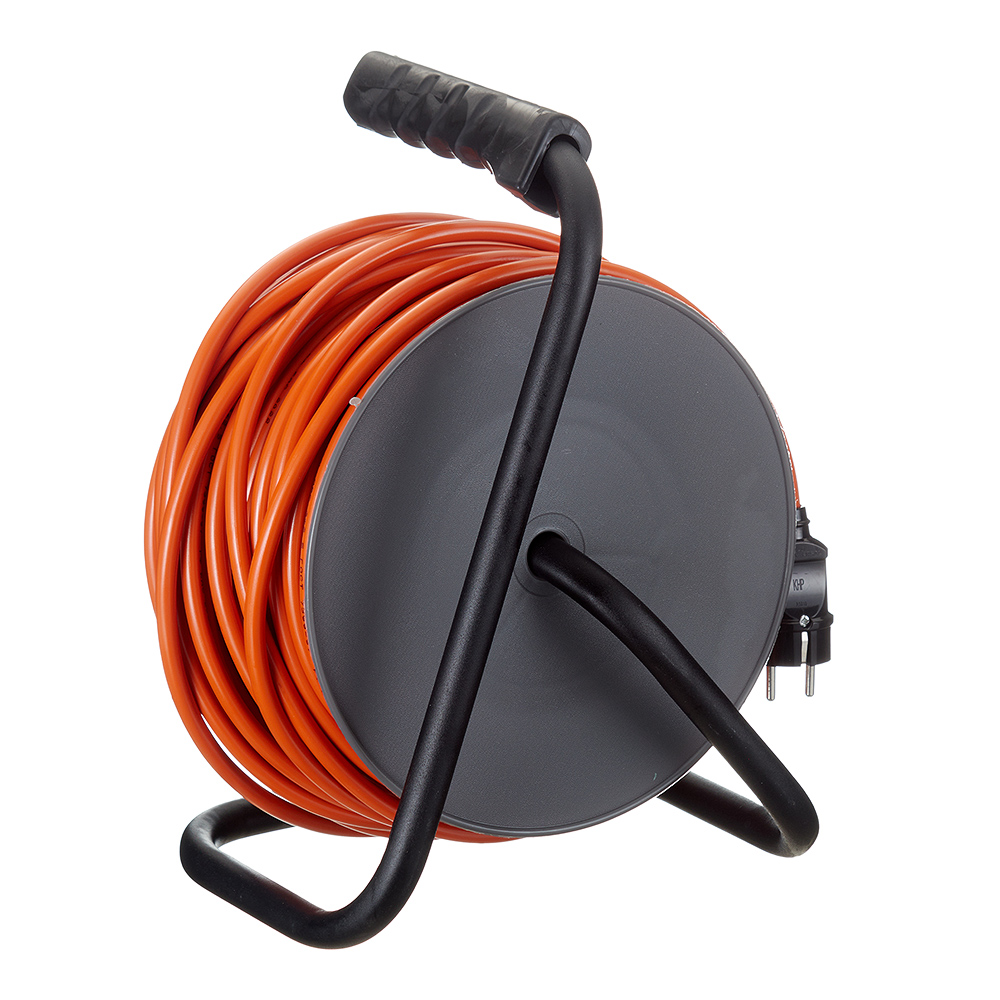 Удлинитель UNIVersal с заземлением 50 м на катушке 3,5 кВт 4 розетки ПВС 3х2,5 кв.мм IP44