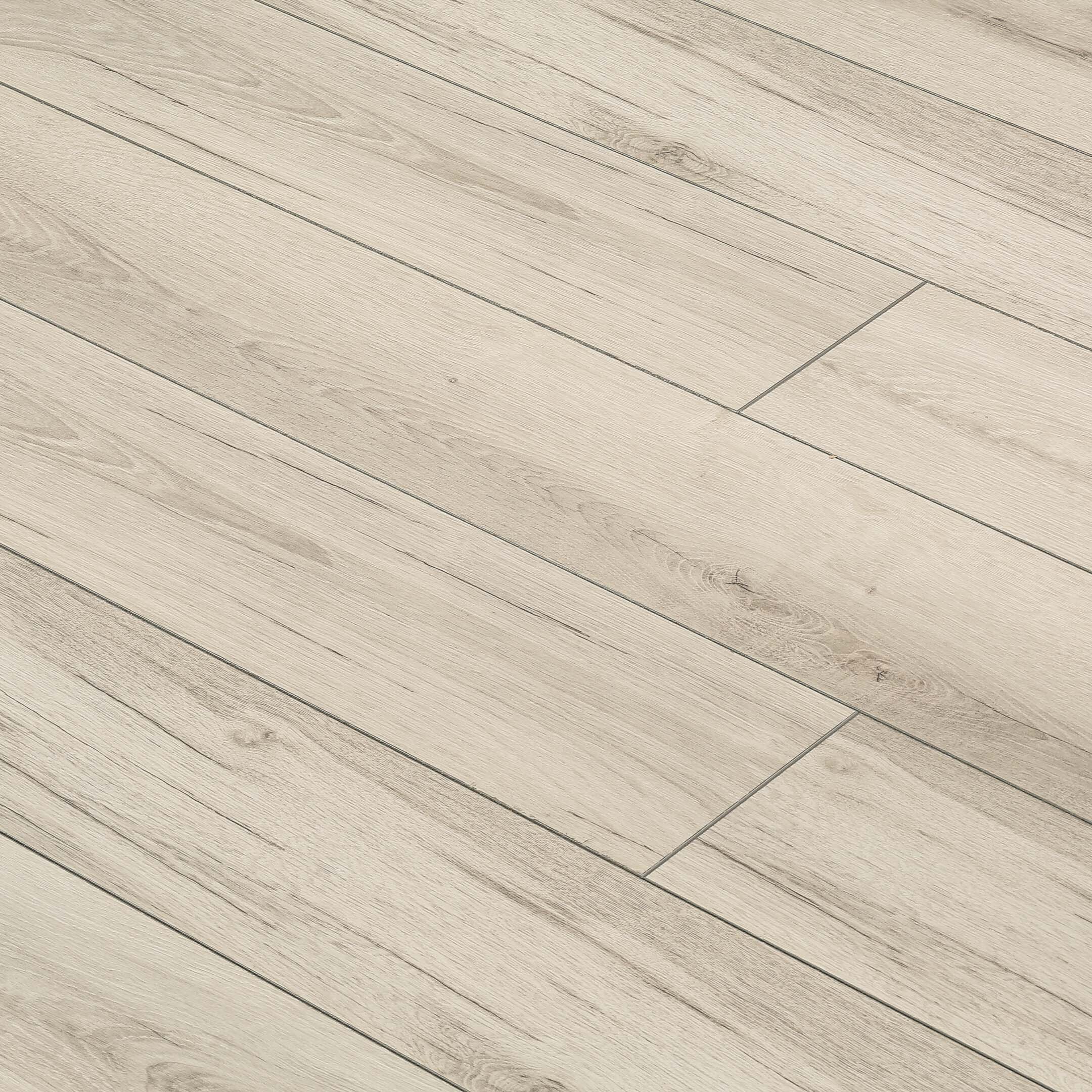 Ламинат 33 класс Ultradecor Expert Choice дуб лонгбоу 2,22 кв.м 8 мм с фаской