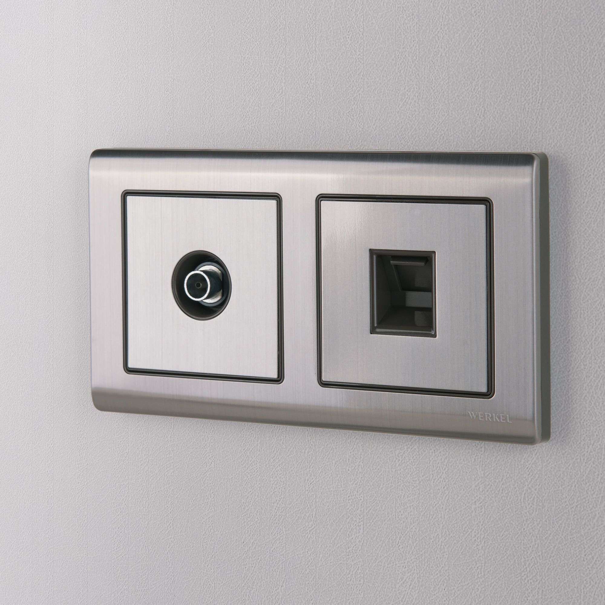 Розетка компьютерная Werkel встраиваемая никель RJ45 (a051079)